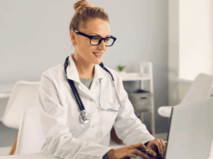 Graduação em Gestão de Registro e Informações em Saúde